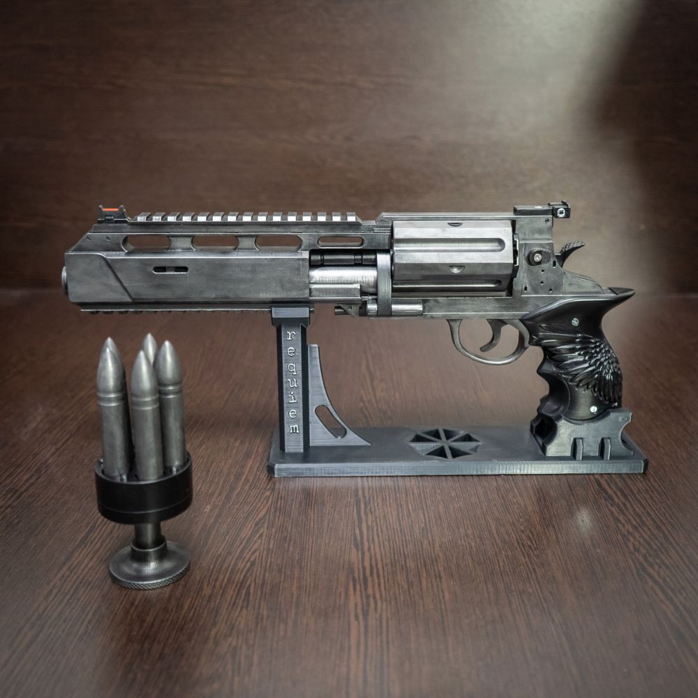 Resident Evil Requiem Revolver prop replica 1:1 scale DSO magnum