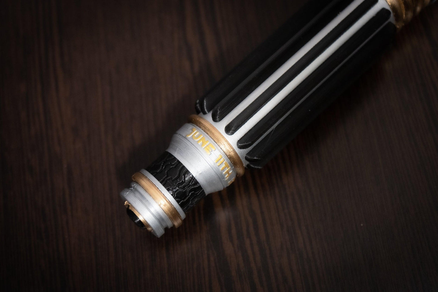 Star Wars Inspired Bridal Bouquet Holder | Wedding Bouquet Mace Windu Lightsaber Holder | star wars wedding - 3DPrintProps