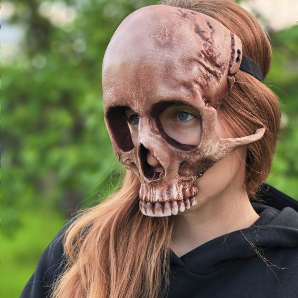 Anatomically accurate human skull mask wearable 3D scan prop