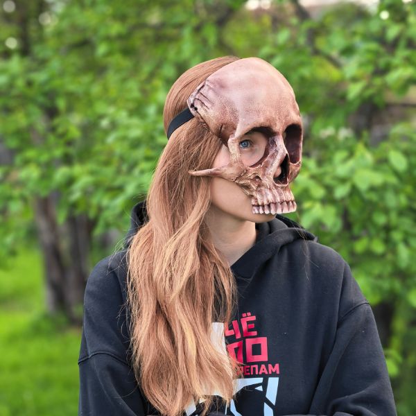 Anatomically accurate human skull mask wearable 3D scan prop
