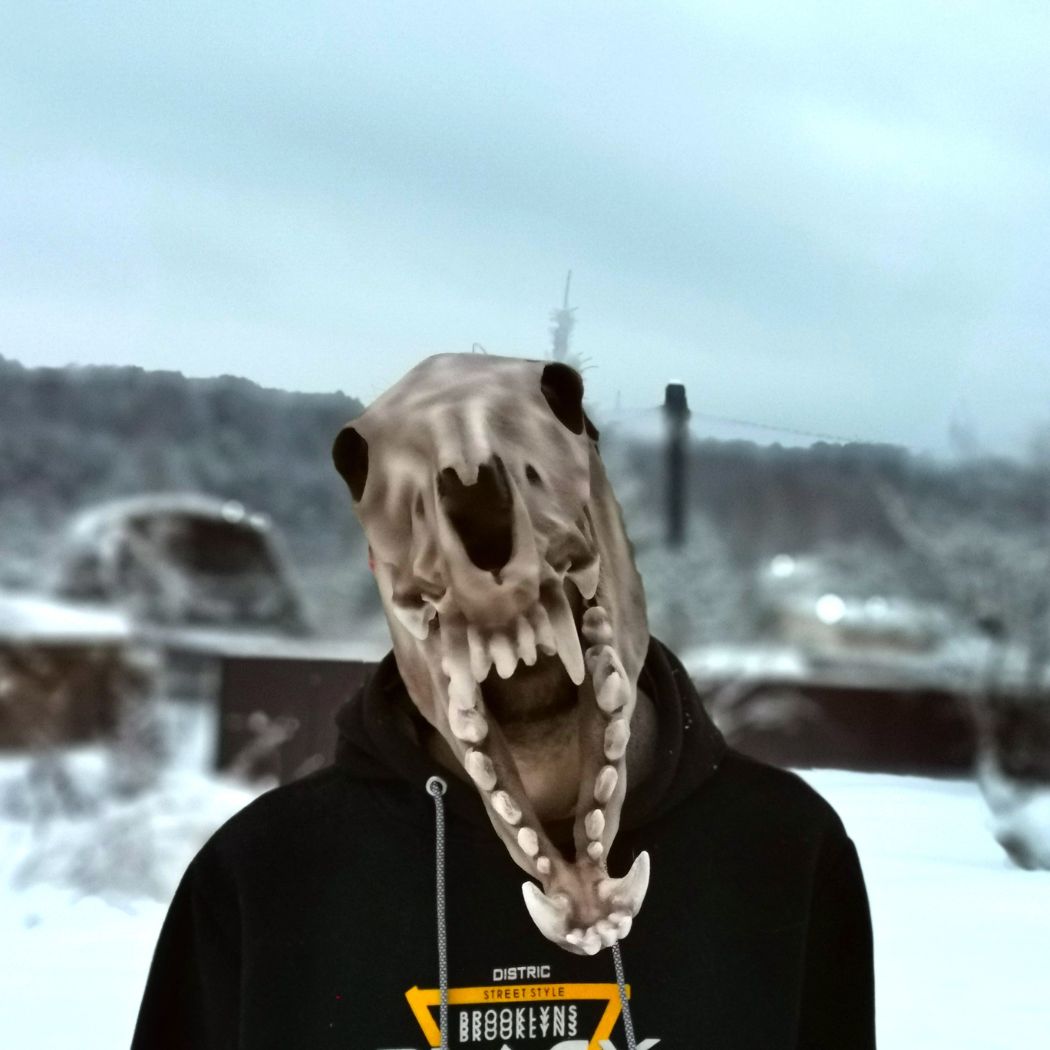 Realistic wendigo skull mask wearable 3D printed cosplay helmet