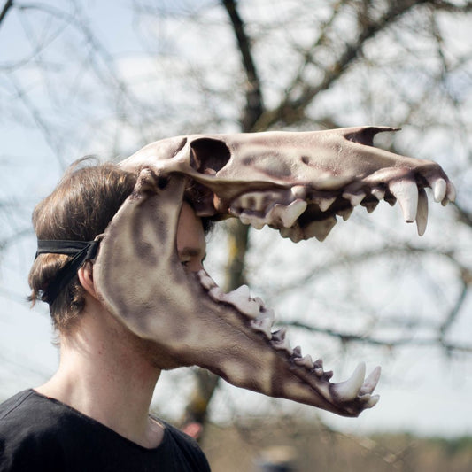 Realistic wendigo skull mask wearable 3D printed cosplay helmet