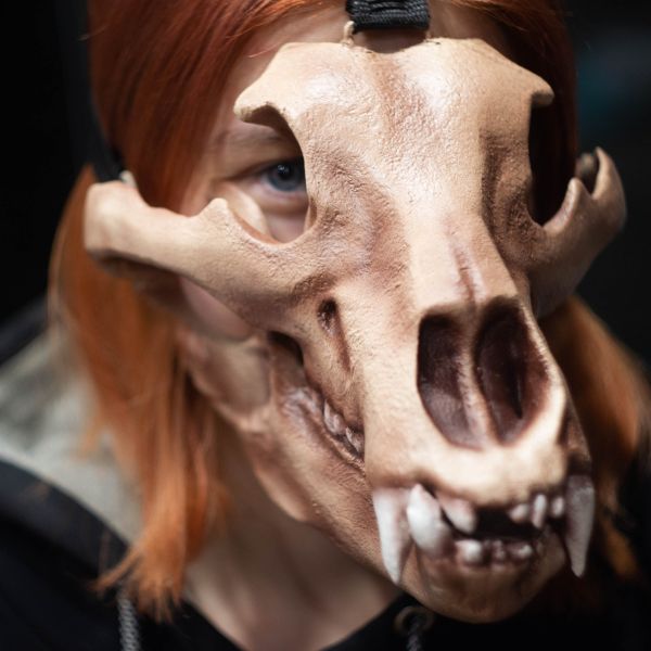 Realistic bear skull mask wearable 3D printed cosplay helmet