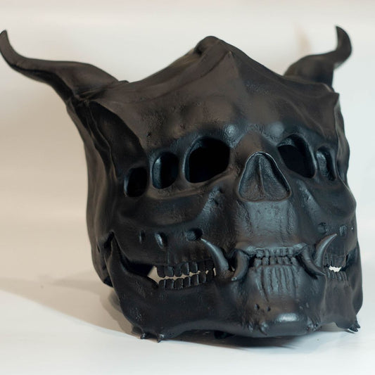 Six-eyed demon mask helmet with movable jaw wearable cosplay prop