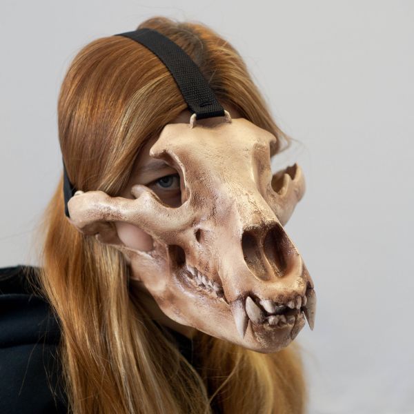 Realistic bear skull mask wearable 3D printed cosplay helmet