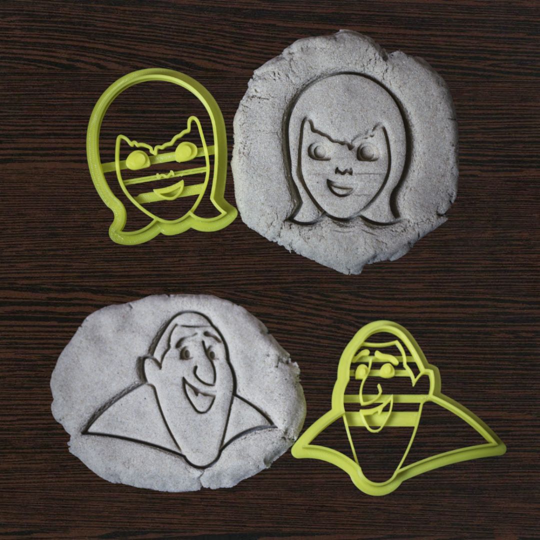 Dracula and Mavis 2-piece cookie cutter set for themed parties