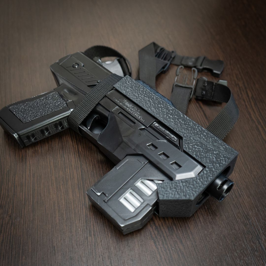 Judge Dredd Lawgiver prop with custom fitted plastic holster set