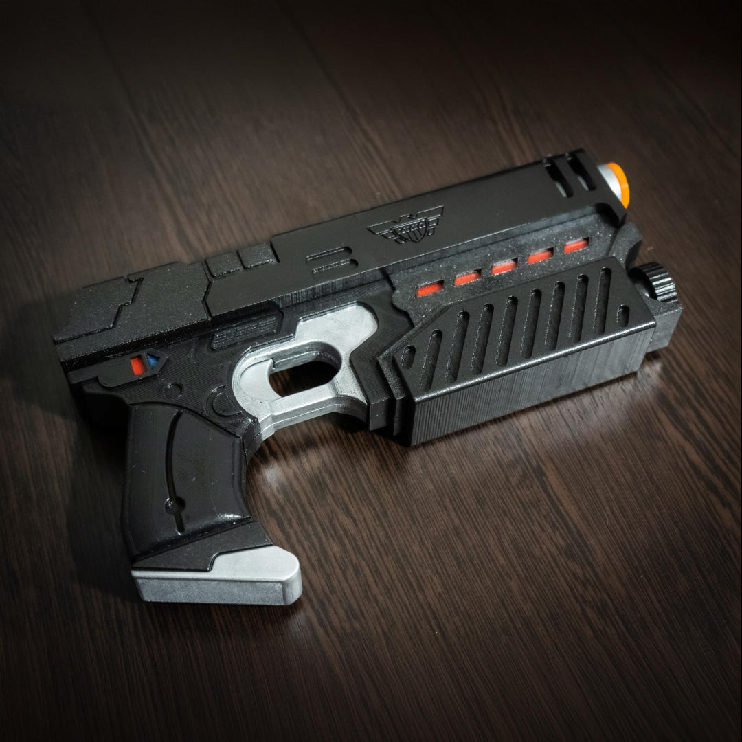 Full view of the Judge Dredd Lawgiver prop gun for Mega-City One cosplay