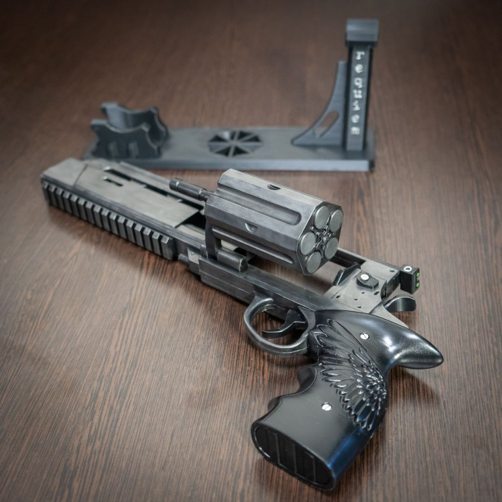 Resident Evil Requiem Revolver prop replica 1:1 scale DSO magnum
