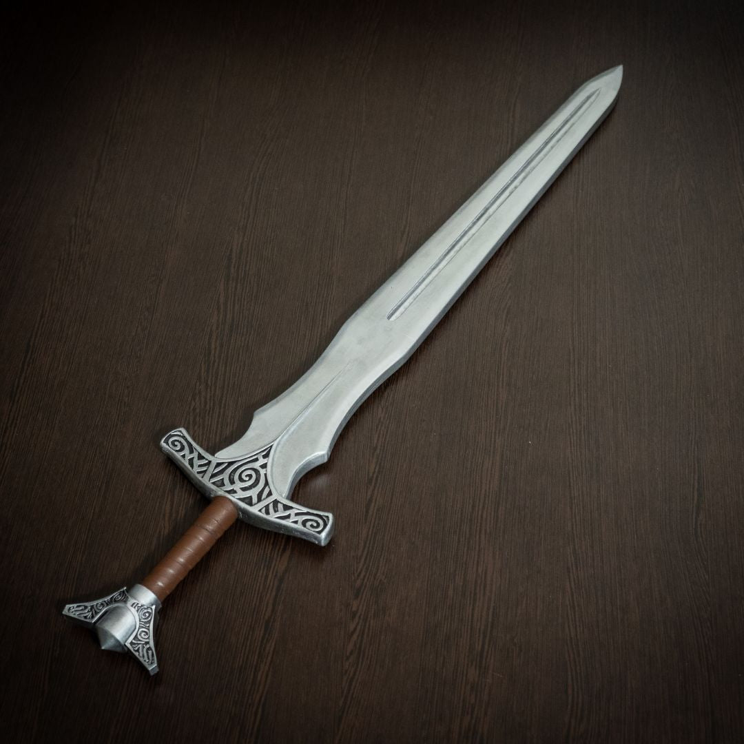 Life-size 37-inch Skyrim Steel Sword replica for Dragonborn cosplay