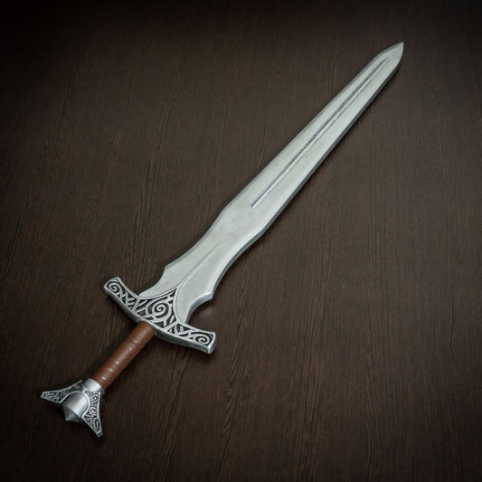Life-size 37-inch Skyrim Steel Sword replica for Dragonborn cosplay