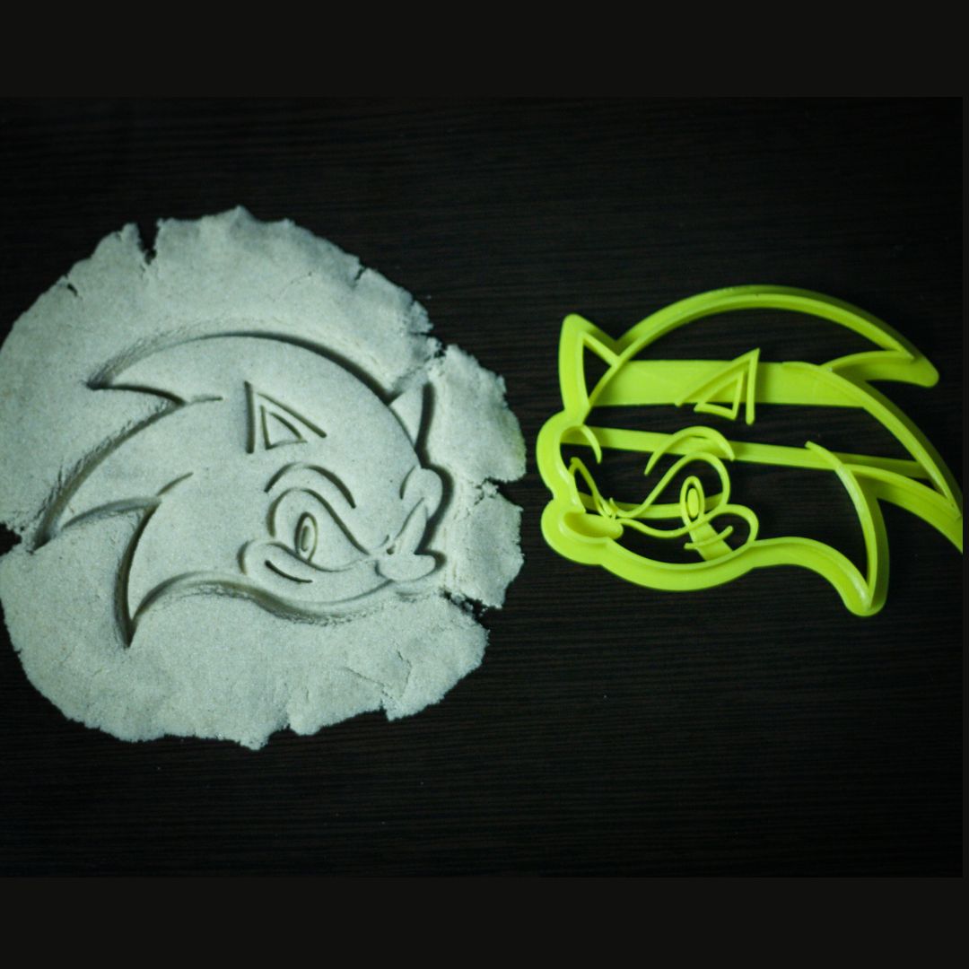 Sonic the Hedgehog 3D printed cookie cutter showing iconic quill details