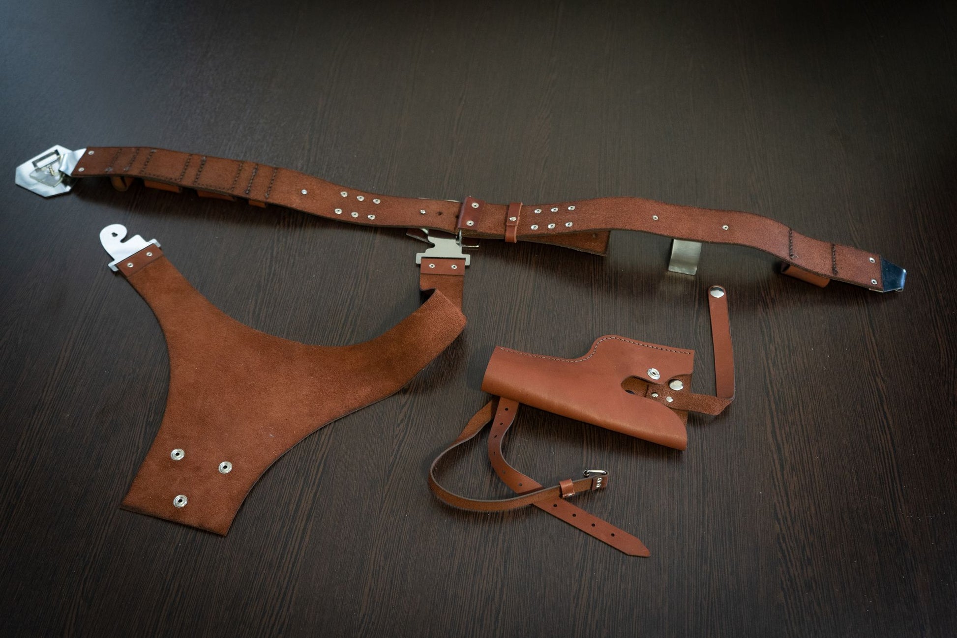 Han Solo Blaster, Leather Belt with Holster, Power Cells, Gas Cartridge, Droid Caller | Star Wars Cosplay - 3DPrintProps