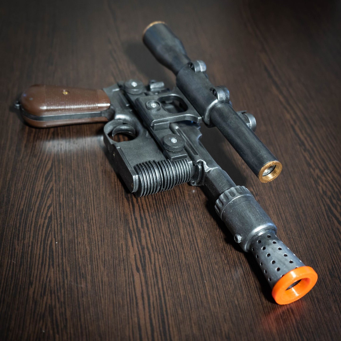 Han Solo Blaster DL-44