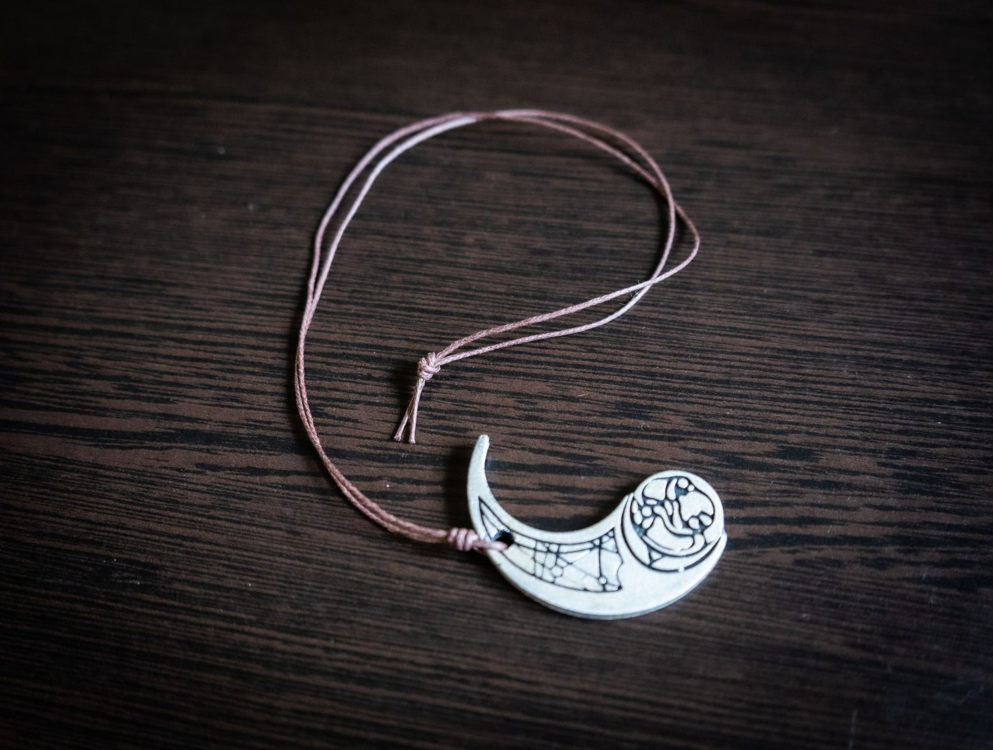 Rose Tico and Paige Tico Otomok medallion |  Star Wars Cosplay - 3DPrintProps