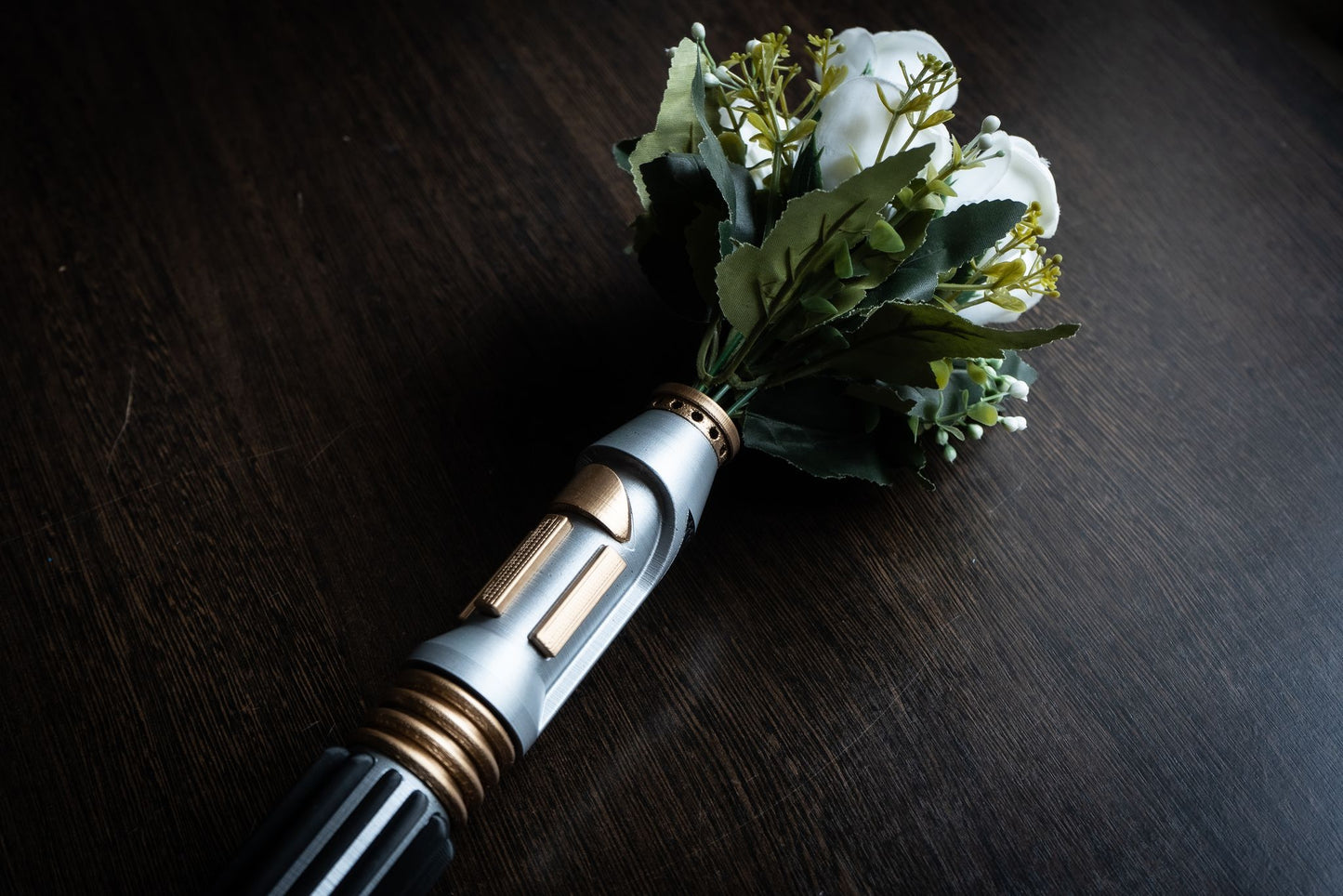 Star Wars Inspired Bridal Bouquet Holder | Wedding Bouquet Mace Windu Lightsaber Holder | star wars wedding - 3DPrintProps