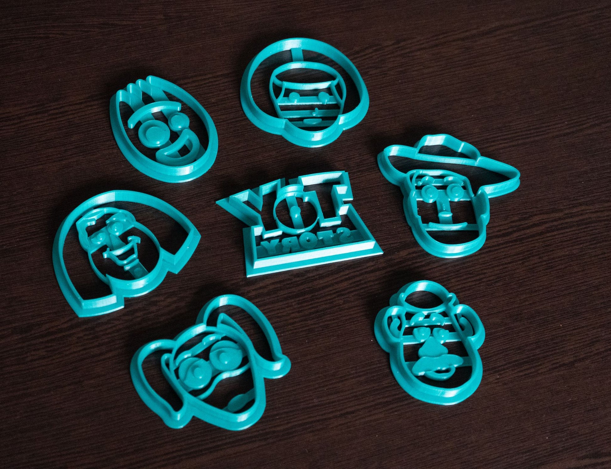 Full 7-piece Toy Story cookie cutter set including Woody Buzz and Forky shapes