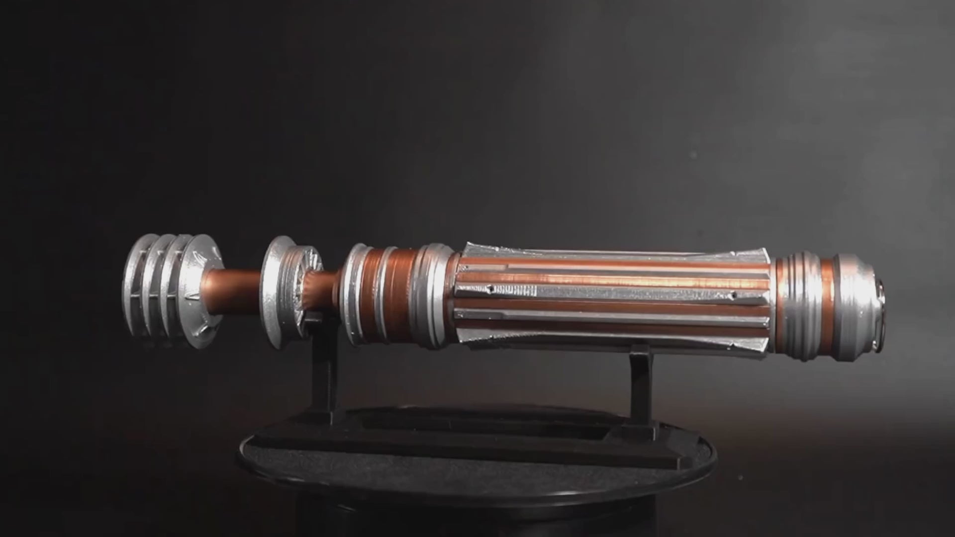 Leia Lightsaber 